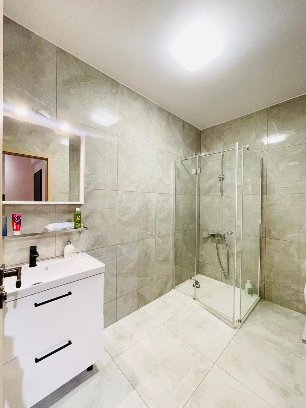 Aleja Powstancow Wielkopolskich Apartment Szczecin Ngoại thất bức ảnh