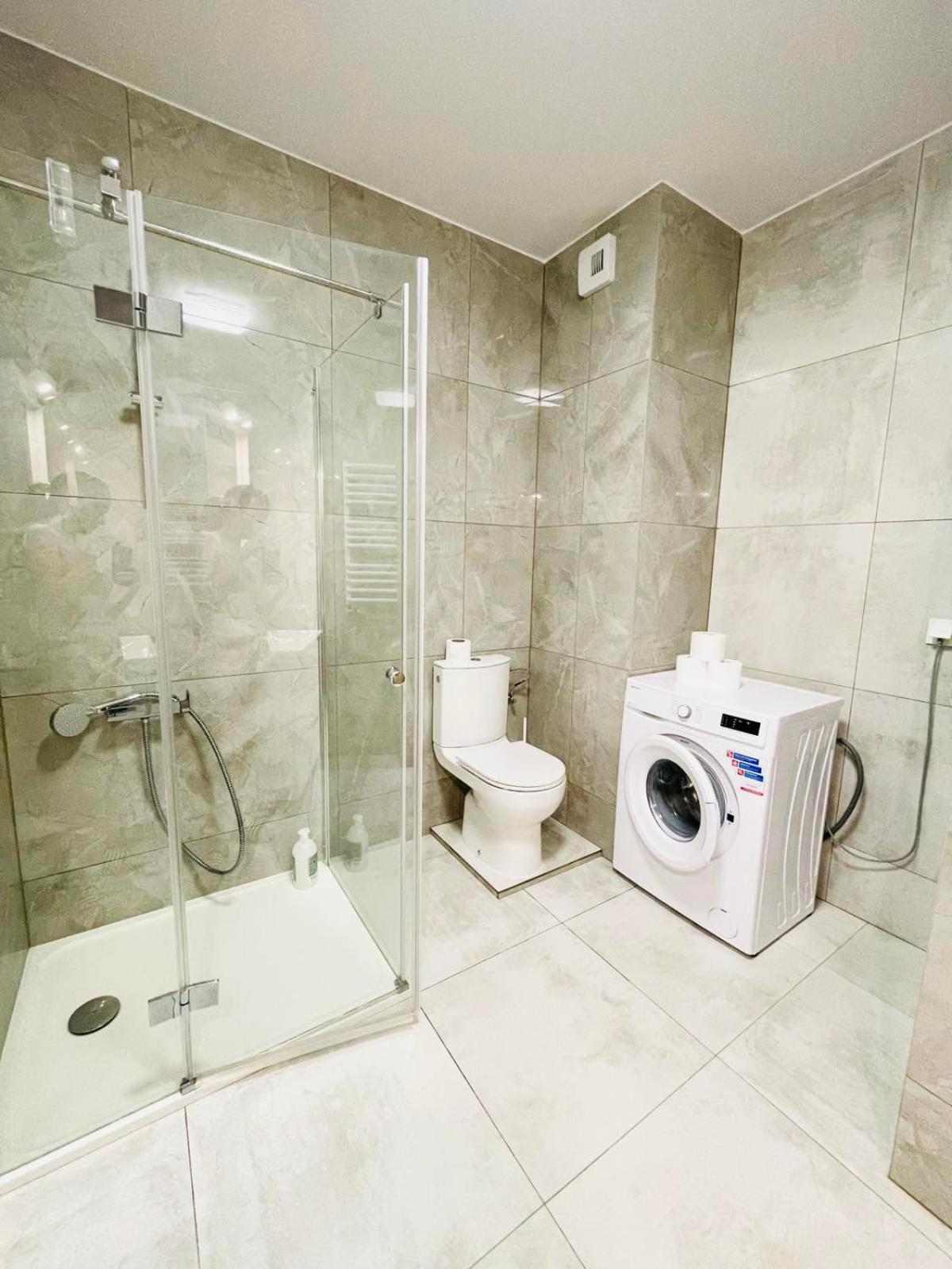 Aleja Powstancow Wielkopolskich Apartment Szczecin Ngoại thất bức ảnh